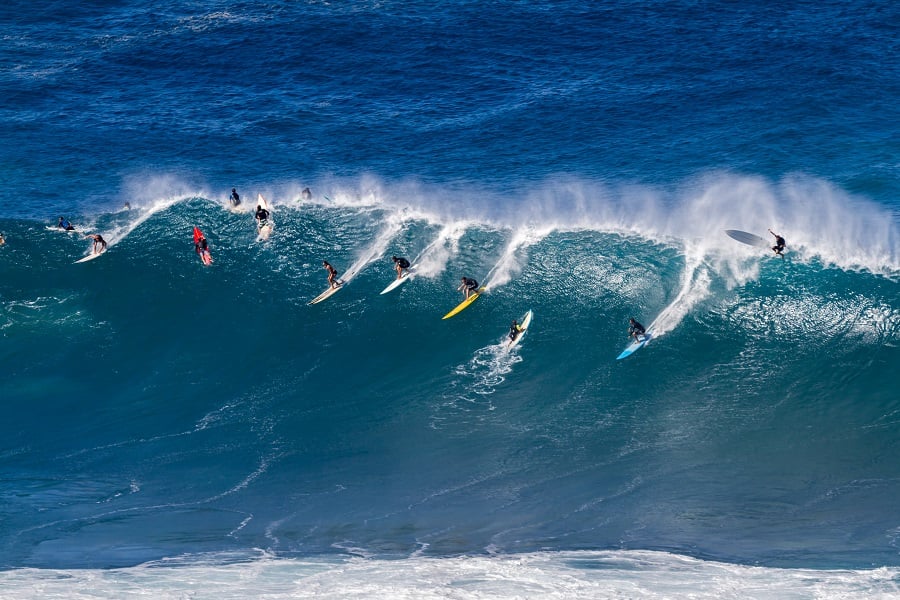 Riding the Waves Catch a World Famous North Shore Surf Competition